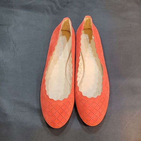 KELLY & KATIE PERFORATED SUEDE "WESLYNE" SIP ON BALLET FLAT SHOES - Picture 3 of 13